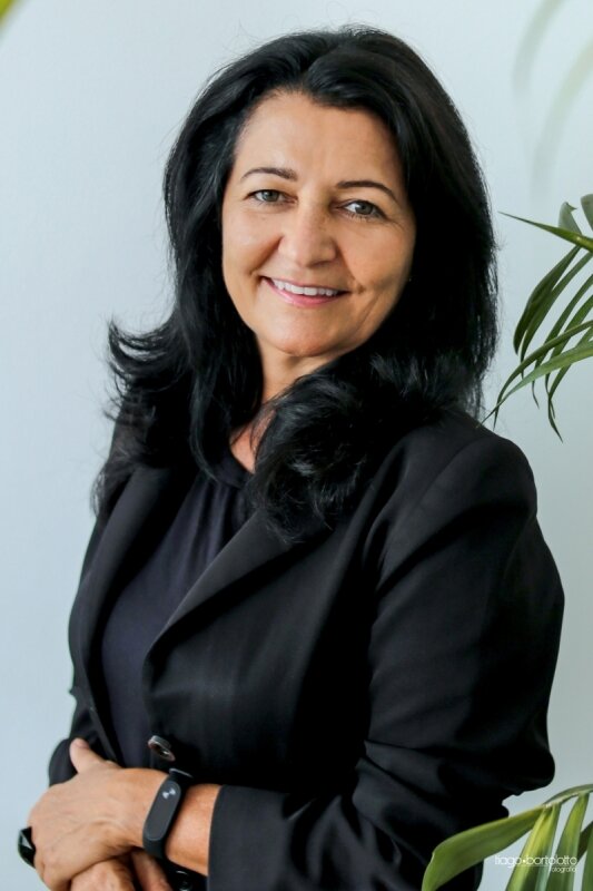 Elizete Azevedo .jpg